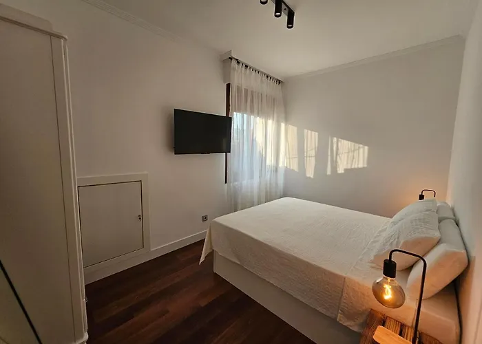 Habitacion En Atico Con Terraza En Проживание в семье *