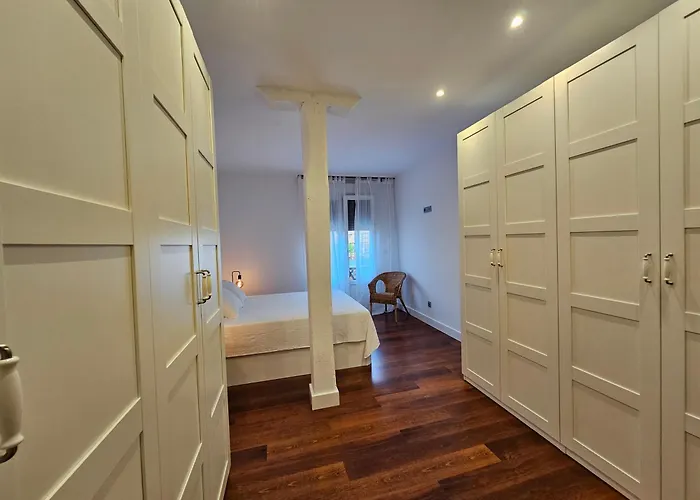 Rum i privatbostad Habitacion En Atico Con Terraza En