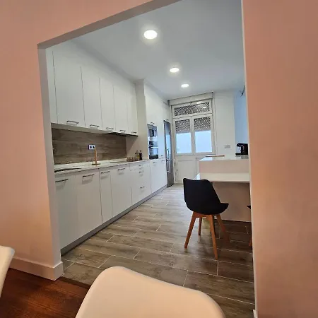 Quarto em Acomodações Particulares Habitacion En Atico Con Terraza En Bilbau