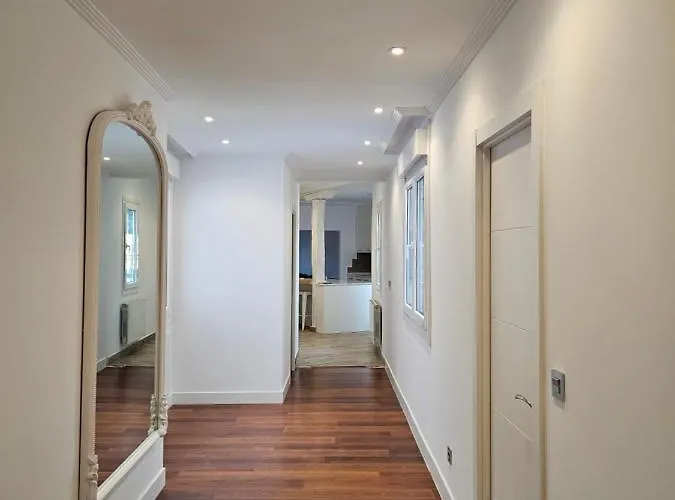 Habitacion En Atico Con Terraza En Pansiyon